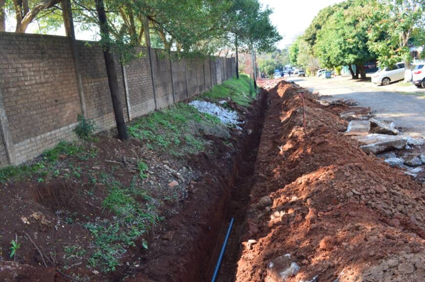 Avanza la extensión de red de agua en la chacra 52 de Posadas