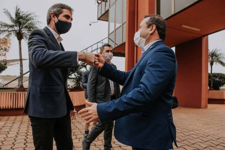 Herrera Ahuad presenció la llegada del vuelo inaugural que une Posadas y Buenos Aires de JetSmart 4 8 - 1 Nueva Ruta Aerea Jet SMART - 7