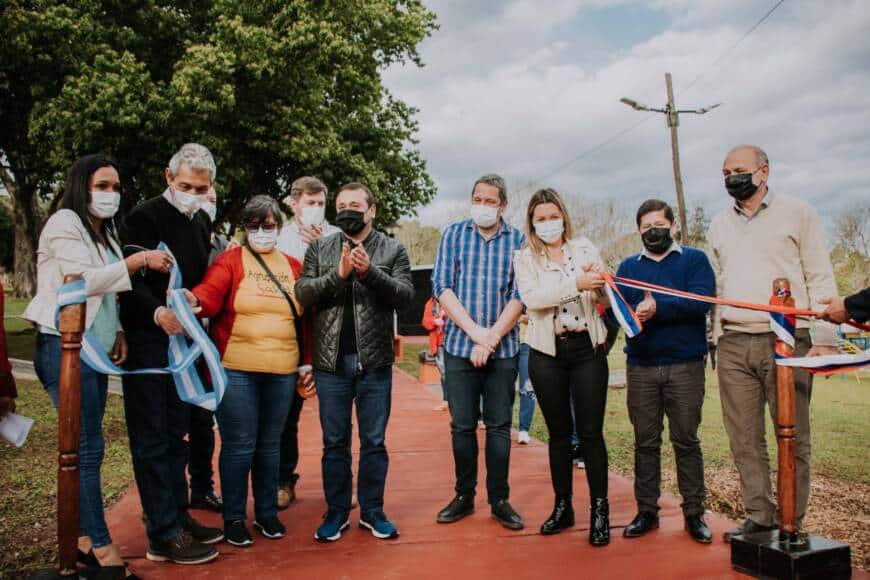 Alba Posse: Herrera Ahuad inauguró una plaza renovada y entregó herramientas a emprendedores