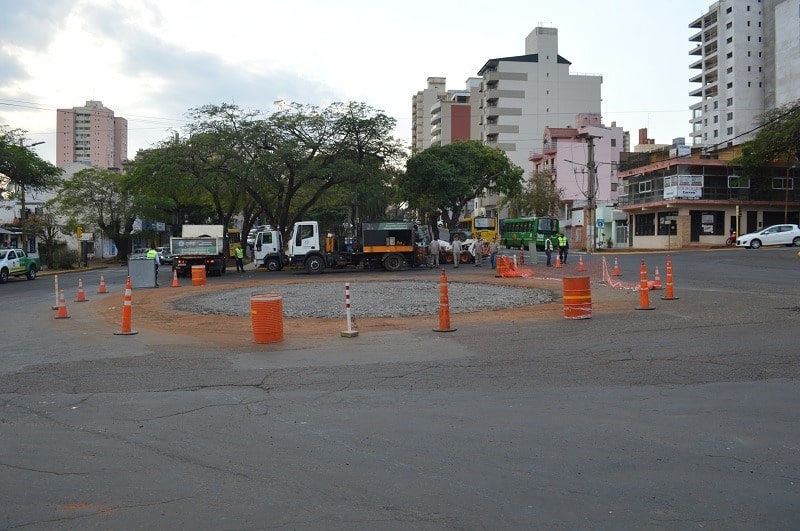 Avenida Corrientes 2 - 25