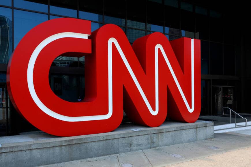 Coronavirus: la CNN despidió a tres empleados por ir a trabajar sin estar vacunados