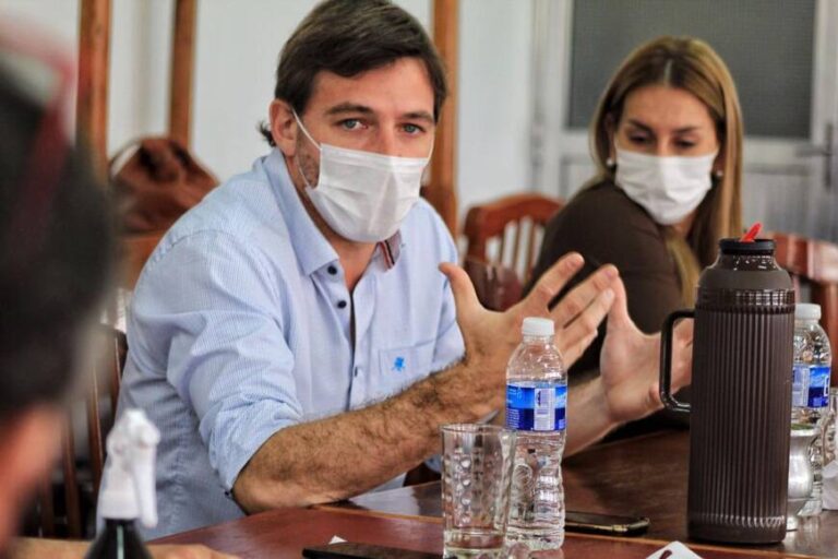 Agua segura: el Agro y empresas tabacaleras firmaron convenio para la ejecución de obras en Misiones