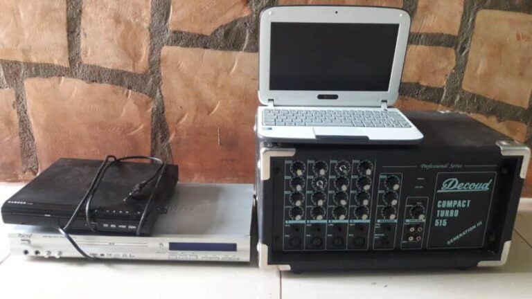Secuestraron artefactos electrónicos que pertenecían a una escuela de San Ignacio