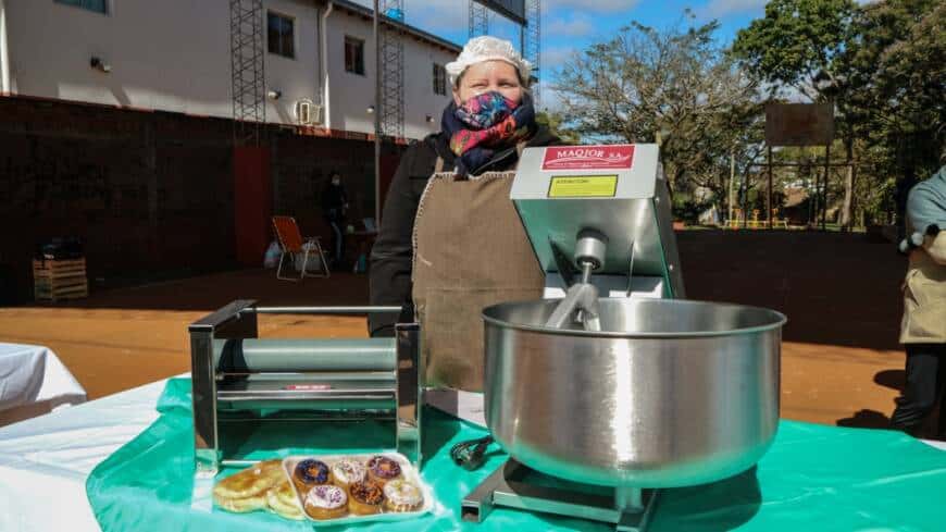 Nuevos emprendedores posadeños recibieron maquinarias y herramientas