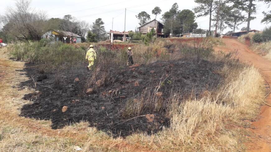 Bomberos sofocaron focos de incendios detectados en diferentes municipios
