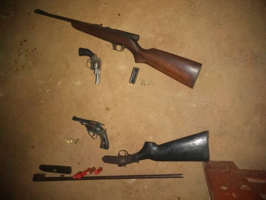 Desbarataron un "kiosco narco" y secuestraron armas de fuego tras un allanamiento en Candelaria 1 2 - kiosko narco 2 - 1