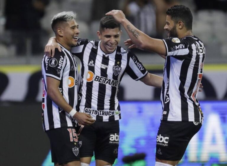 Mineiro goleó a River en Brasil y lo eliminó de la Libertadores