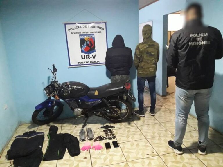 Iguazú: detuvieron a dos motochorros tras detectarlos por cámaras de seguridad y redes sociales