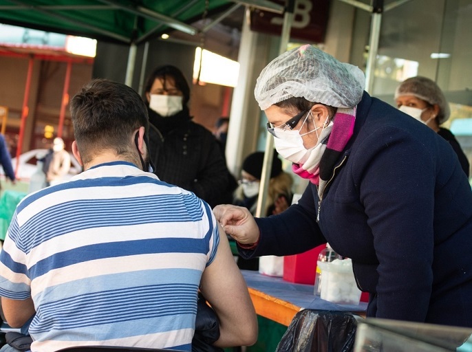 Este viernes los puestos de vacunación móviles estarán en el Campus UNaM y el CAPS Colonia Aeroparque