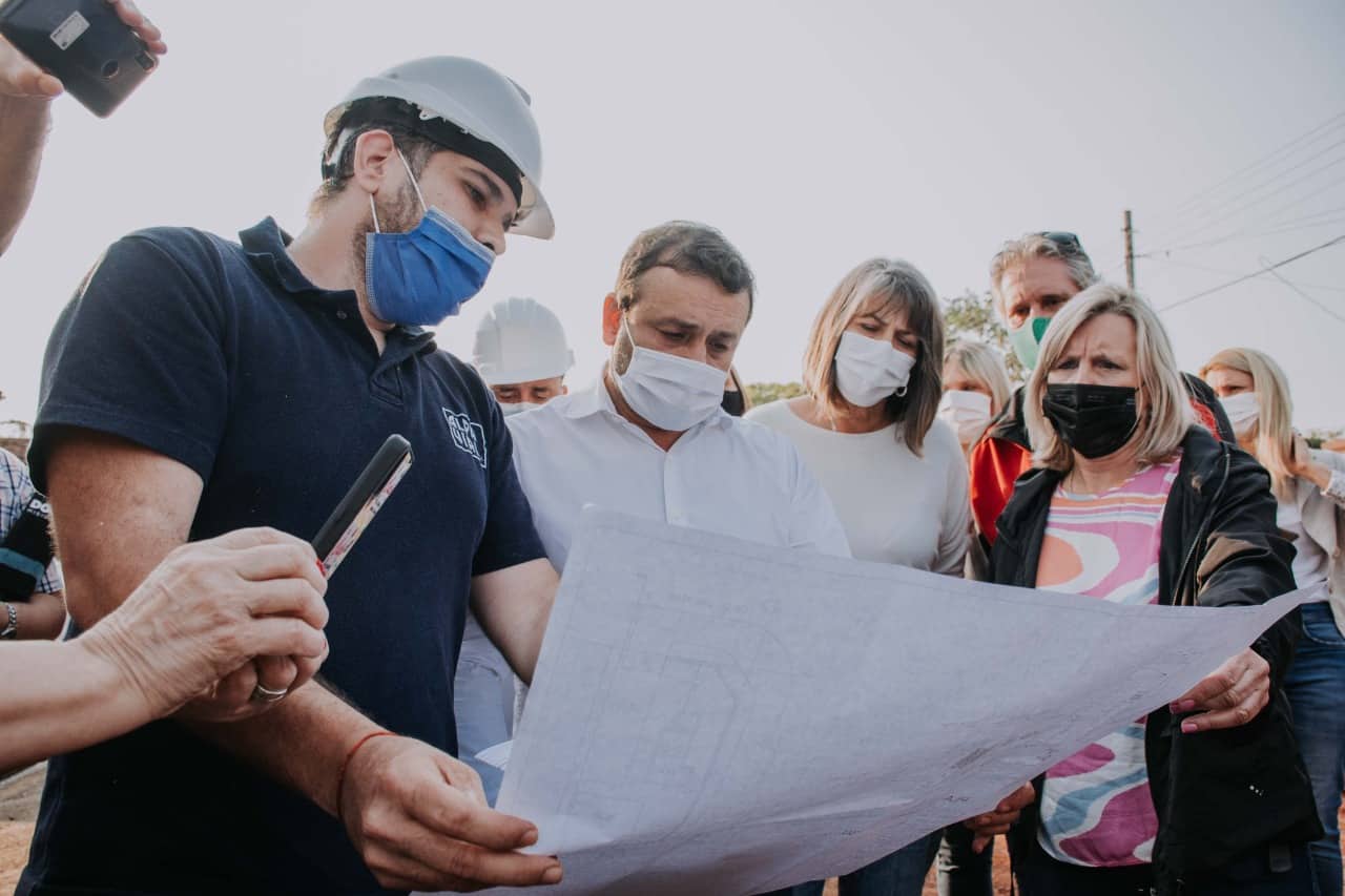 Herrera Ahuad supervisó el avance de la construcción del sistema de desagües cloacales en Apóstoles