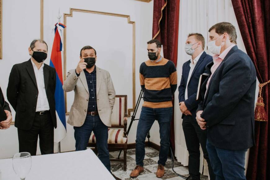 17 09 2021 Lanzamiento Ahora Mama 1 - 1