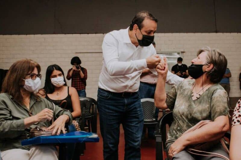 Entregaron en Posadas más de 30 créditos a emprendedores de la red de la economía social 2 4 - 5 Entrega Microcreditos para Emprendedores - 3