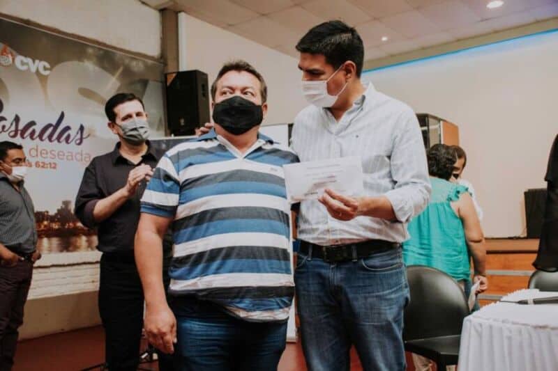 Entregaron en Posadas más de 30 créditos a emprendedores de la red de la economía social 1 2 - 6 Entrega Microcreditos para Emprendedores - 1