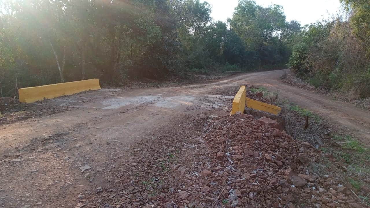 Programa 100 Puentes: Vialidad concluyó 27 obras este año y trabaja en otras 29 1 2 - B puente en construccion - 1