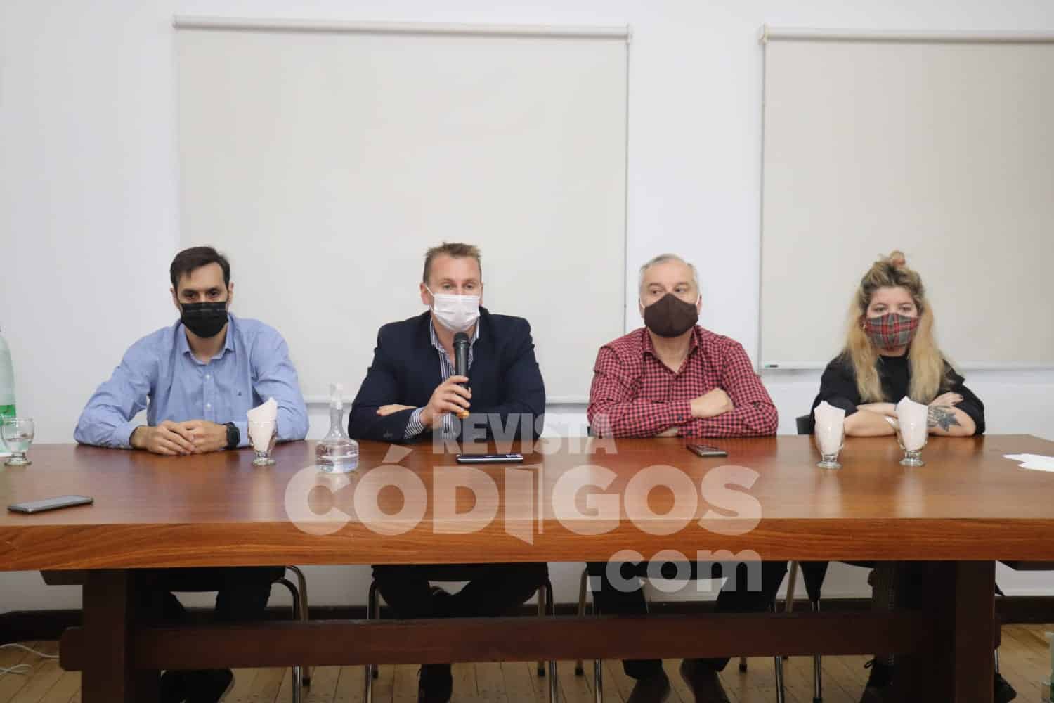 Las ventas del Black Friday crecieron alrededor de un 20% con respecto al año pasado 3 6 - Conferencia 1 - 5