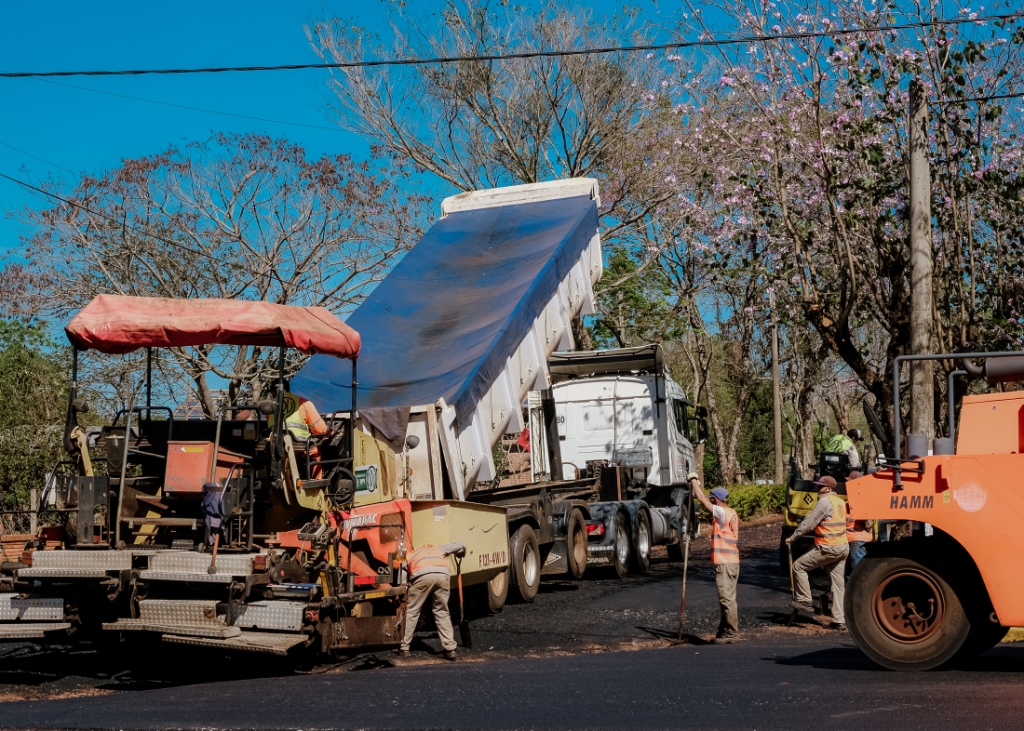 Eldorado: avanza la cuarta etapa de asfalto sobre empedrado de 20 cuadras 2 4 - DPV ELDORADO II - 3
