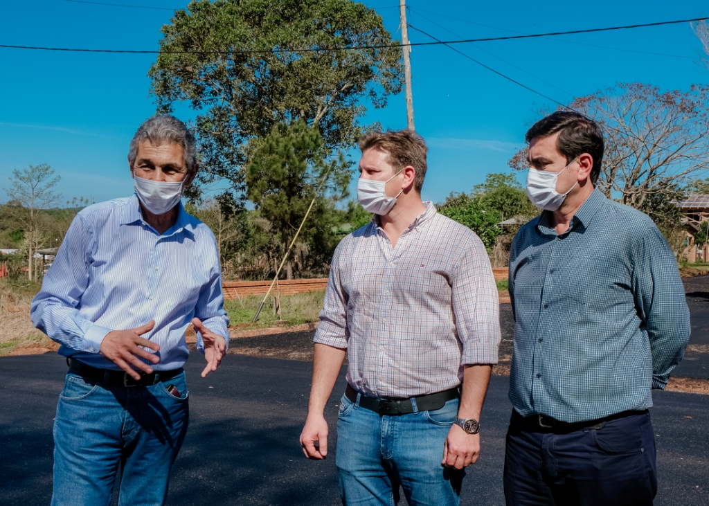 Eldorado: avanza la cuarta etapa de asfalto sobre empedrado de 20 cuadras 1 2 - DPV ELDORADO III - 1