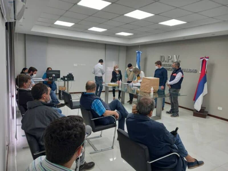 Abrieron los sobres de la licitación para la obra de la Travesía Urbana de Gobernador Roca sobre ruta nacional 12 1 2 - DPV LICITACION 18 II - 1