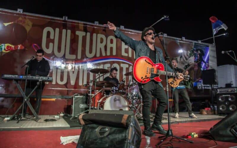 Con una gran puesta artística, Posadas se sumó a la "Huelga Global por el Clima"