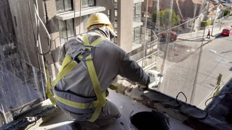 Informe: casi un millón de trabajadores se mantuvo fuera del mercado laboral por falta de oportunidades