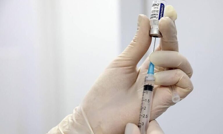 Una investigación determinó que que la vacuna Sinopharm es segura para niños de entre 3 y 17 años