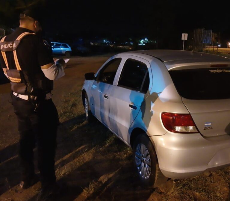 Secuestraron en Aristóbulo del Valle un auto robado en Buenos Aires