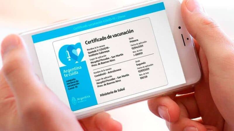 Vacunados en el exterior: cómo tramitar el certificado oficial del Ministerio de Salud de la Nación