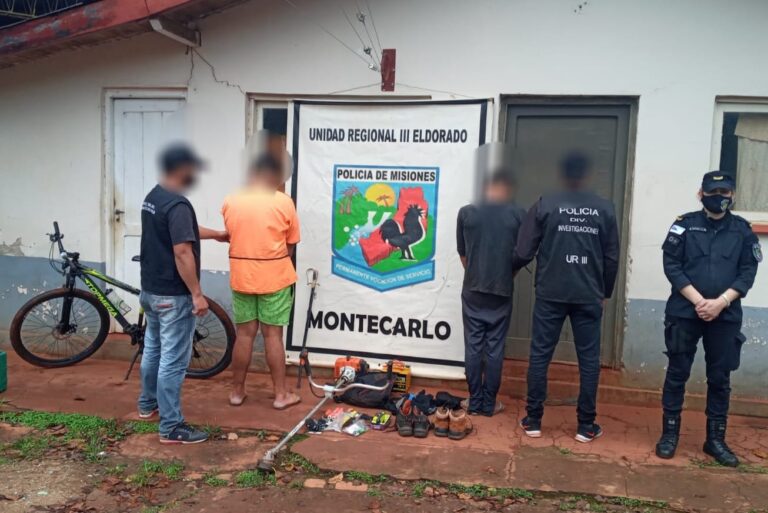 Detuvieron tres jóvenes por robar en una casa en Montecarlo