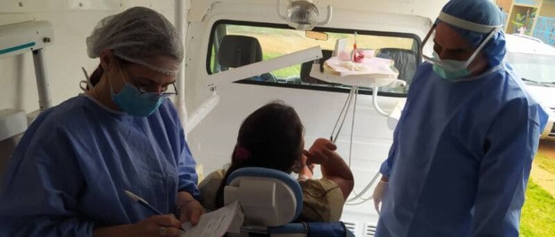 El Móvil Odontológico brindó sus servicios a 30 personas en El Porvenir II de Posadas