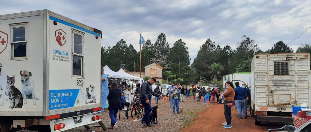 Posadas: El Porvenir II albergó un nuevo operativo integral sanitario 1 2 - operativo 2 2 - 1