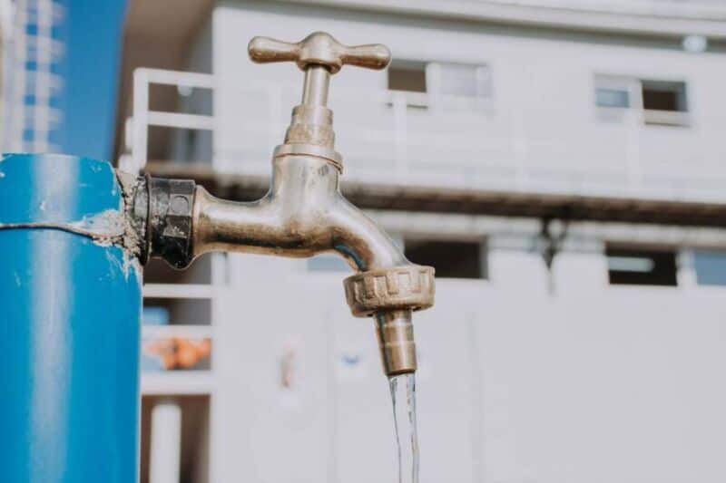 El Gobierno nacional convocó a una audiencia pública para definir aumentos en las tarifas del agua