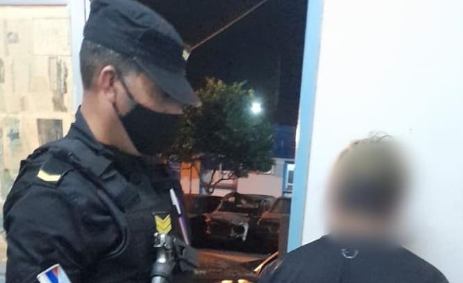 Garupá: lo arrestaron por robar chapas de zinc de una obra en construcción