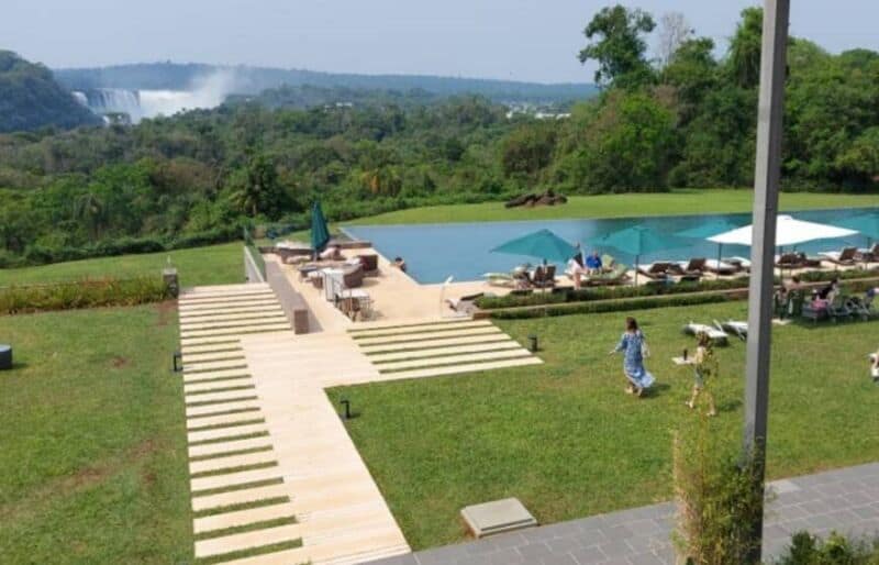 Puerto Iguazú: gran expectativa de comerciantes de la zona tras reapertura del Tancredo Neves