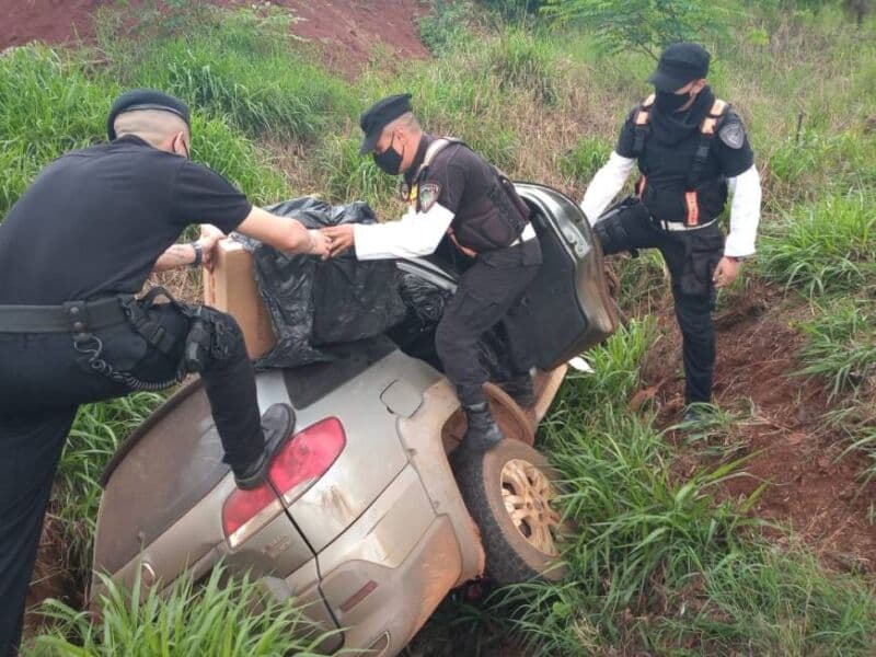 Interceptaron un automóvil repleto de cigarrillos sin aval aduanero en Puerto Rico