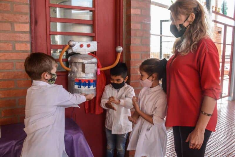 En la escuela Provincial 5 de Itaembé Guazú se vivió una experiencia para reconectar con las raíces misioneras