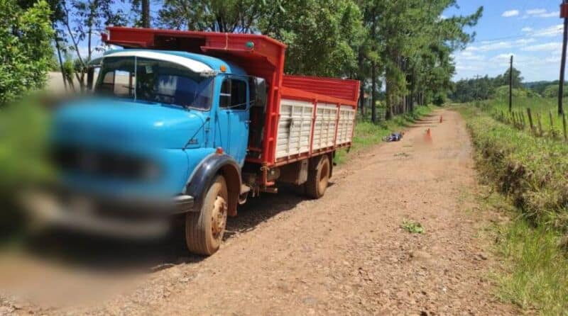 Un motociclista falleció al ser embestido por un camión en El Soberbio