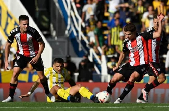 River estrenó el título de campeón con un empate 2-2 frente a Rosario Central por la Liga Profesional de Fútbol