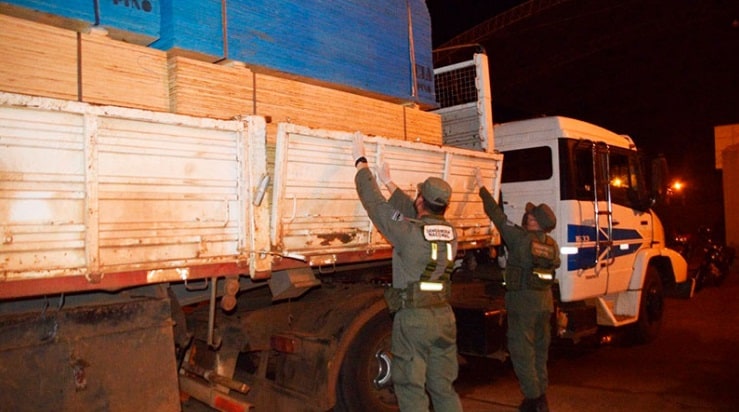 Interceptaron en Oberá a un contrabandista que transportaba más de cinco toneladas de marihuana en un camión