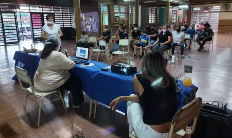 Talleres contra la violencia continúan recorriendo los barrios posadeños