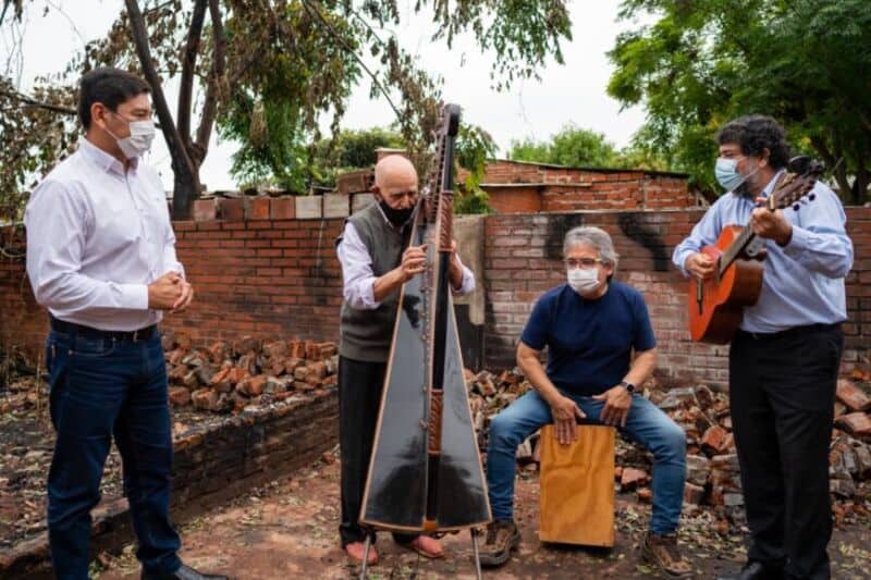 El Estado provincial otorgó asistencia financiera para reconstruir el taller incendiado del luthier Milán Cardozo
