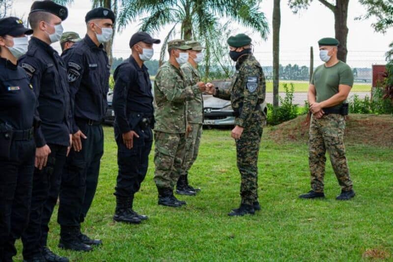 Policías y penitenciarios de la provincia se capacitan en operaciones urbanas 1 2 - capacitaciones 1 - 1