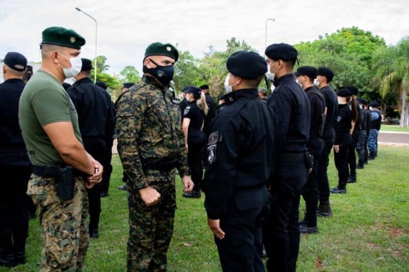 Policías y penitenciarios de la provincia se capacitan en operaciones urbanas 2 4 - capacitaciones 2 - 3