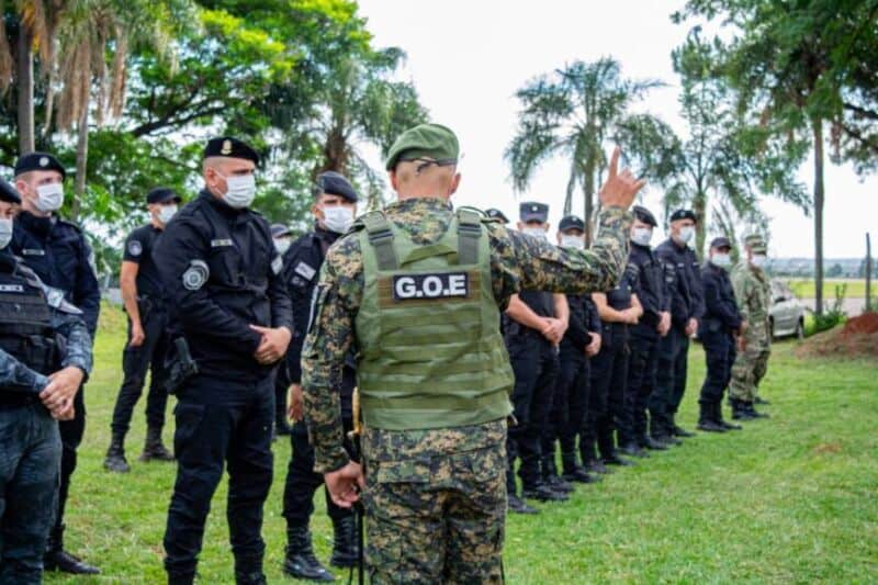 Policías y penitenciarios de la provincia se capacitan en operaciones urbanas 3 6 - capacitaciones 3 - 5