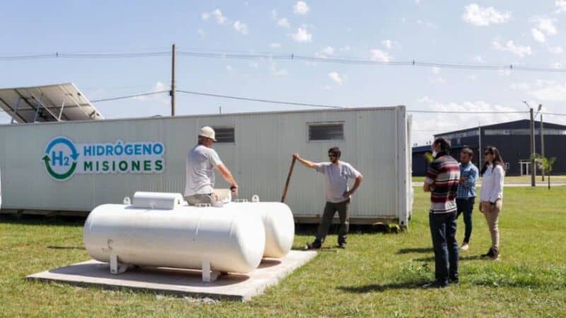 El Parque Industrial de Posadas recibió nuevos zeppelin de gas para almacenamiento de hidrógeno