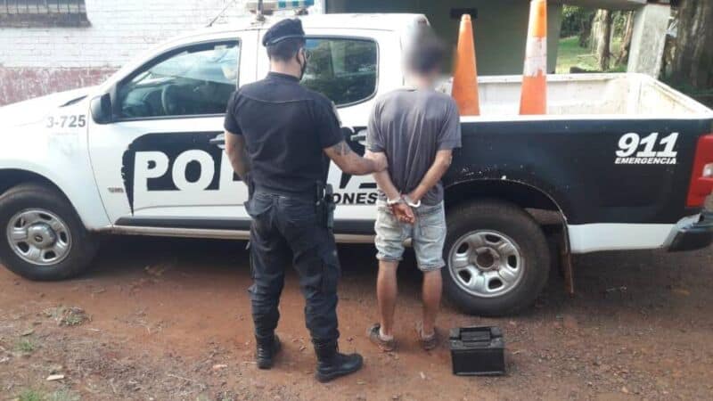 Sorprendieron a un joven con una batería de vehículo robada en Eldorado