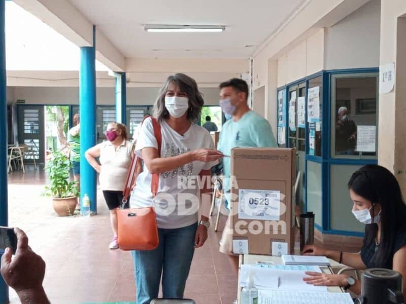 Votó Gauto y convocó a los misioneros a “ejercer la libertad e igualdad en el cuarto oscuro”