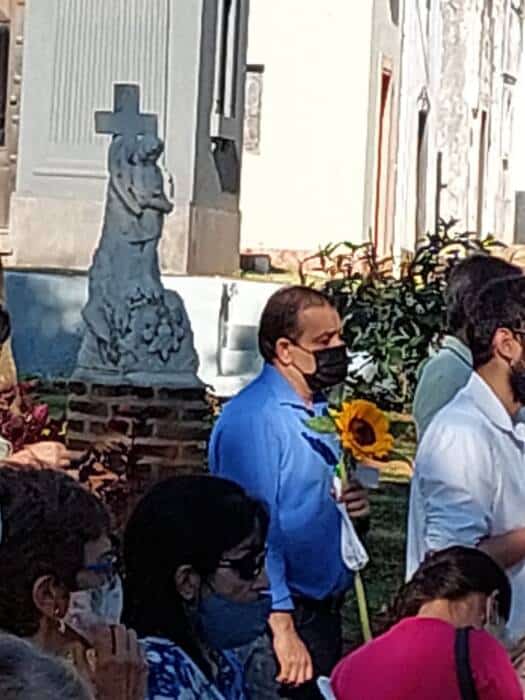 Herrera se salió de su agenda y asistió a la misa por el Día de los Fieles Difuntos en Posadas