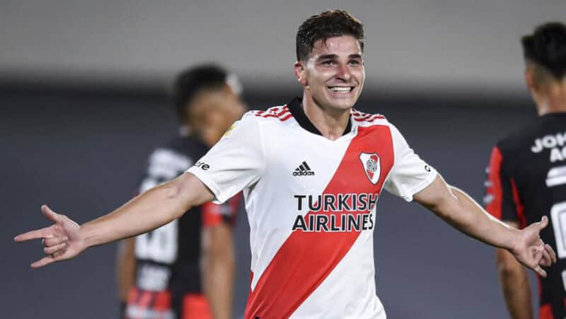 Julián Álvarez: "Estoy tranquilo y enfocado en River"