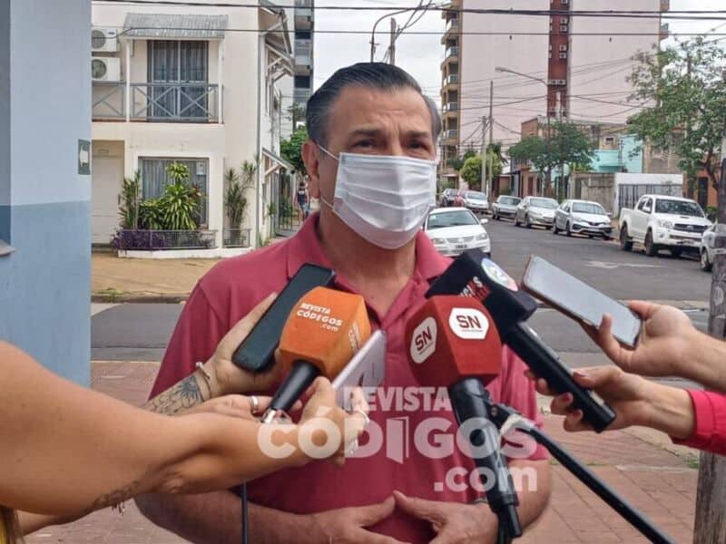 “Es una elección donde se definen cosas muy importantes”, aseguró Lenguaza tras votar