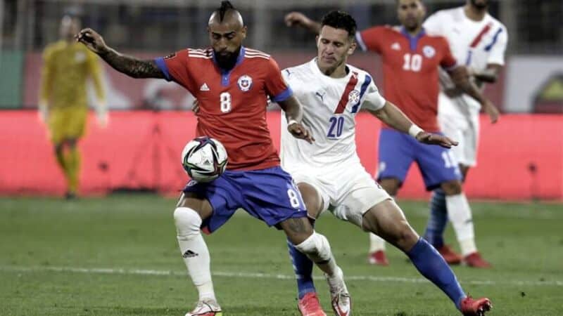 Paraguay, con el debut de Schelotto como DT, recibe desde las 20 a Chile